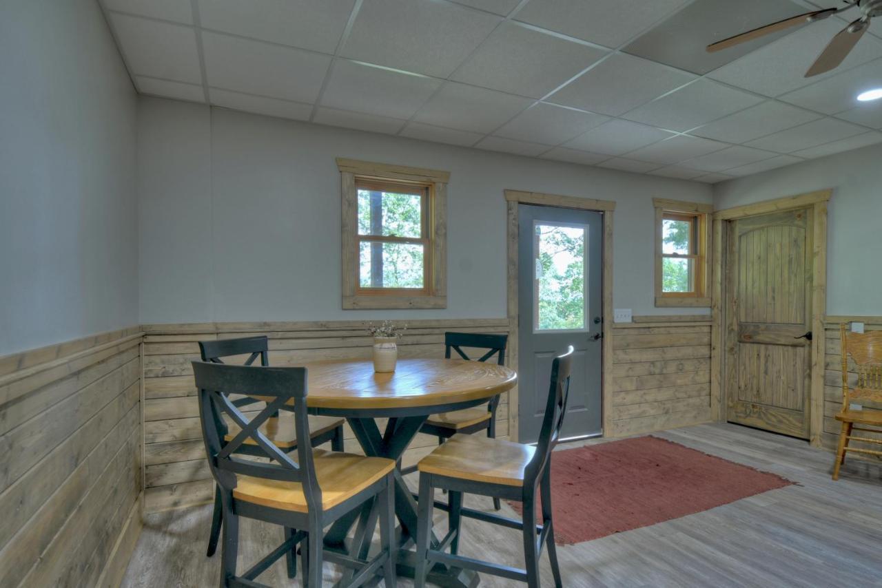 Villa Hawks Hideaway - Cuddleup à Mashburn Mill Extérieur photo